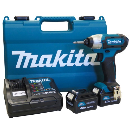 Parafusadeira de impacto com 2 baterias 12 volts Parafusadeira de impacto com 2 baterias 12 volts