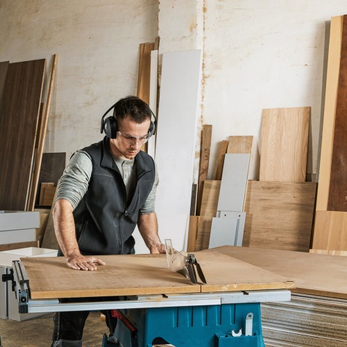 Serra circular de bancada 10