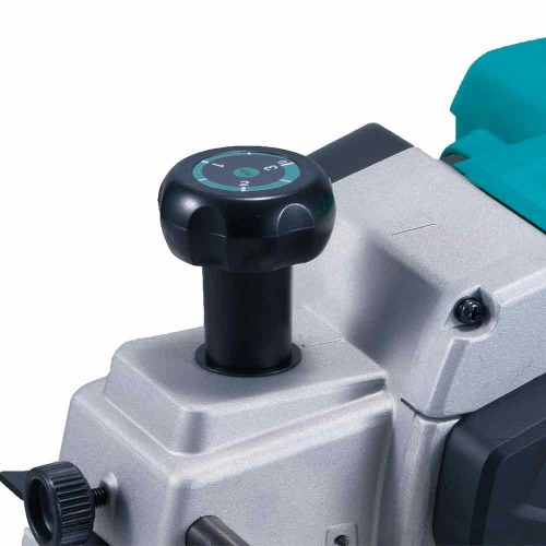 Plaina eltrica 750 watts corte por passada de 3 mm - M1100B  110V