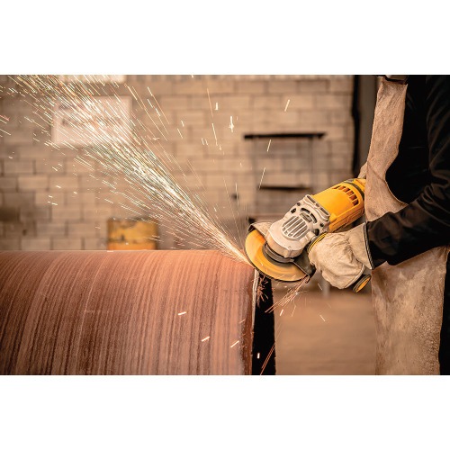 Esmerilhadeira angular 7 Esmerilhadeira angular 7