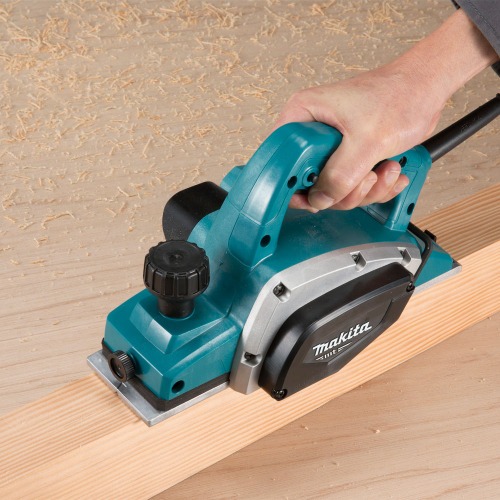 Plaina elétrica 500 watts corte por passada de até 1,0 mm - M1902B 220V Plaina elétrica 500 watts corte por passada de até 1,0 mm - M1902B 220V