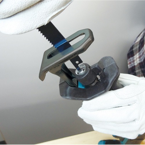 Serra sabre a bateria 18 volts com velocidade varivel - Sem Bateria - DJR183Z