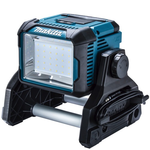 Refletor led híbrido a bateria 18V e 220V 3000 lúmens Sem Bateria - DML811 220V Refletor led híbrido a bateria 18V e 220V 3000 lúmens Sem Bateria - DML811 220V