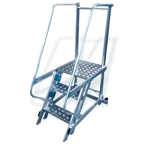 Escada plataforma de alumínio 0.75 m c/ 2 degraus + patamar Escada plataforma de alumínio 0.75 m c/ 2 degraus + patamar
