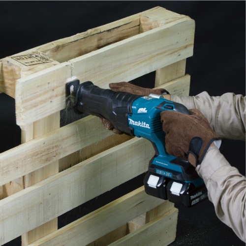 Serra sabre a bateria 18 Volts velocidade varivel Sem Bateria - DJR360Z