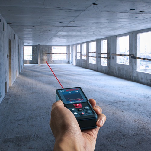 Trena a laser com leitura até 50 metros tela colorida - GLM 50-12 Trena a laser com leitura até 50 metros tela colorida - GLM 50-12