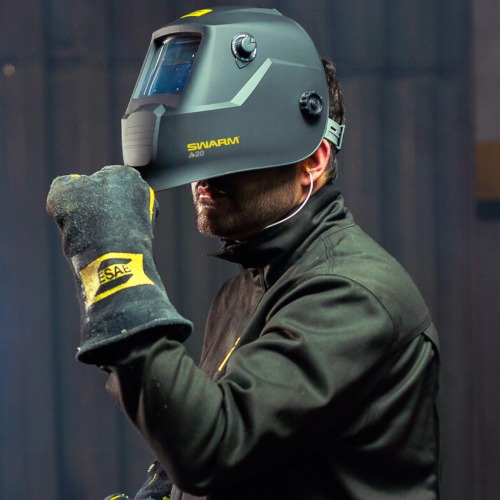 M�scara de solda com escurecimento autom�tico tonalidade de 9 a 13 - SWARM A20