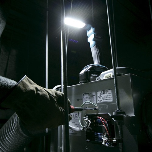 Lanterna a bateria 18V 12 leds Sem Bateria - DML801X