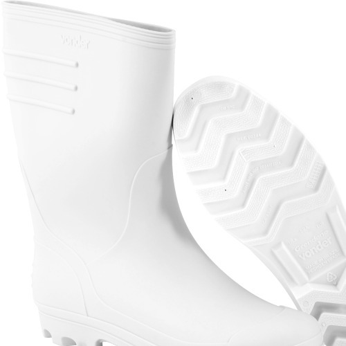 Bota de PVC branca cano mdio sem forro  