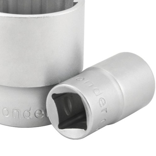 Soquete estriado 17 mm encaixe 1/2