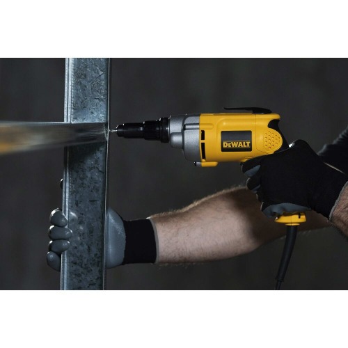 Parafusadeira elétrica com ajuste de torque 1/4 Parafusadeira elétrica com ajuste de torque 1/4