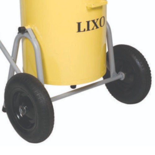 Carro para transporte de lixo com roda pneum�tica