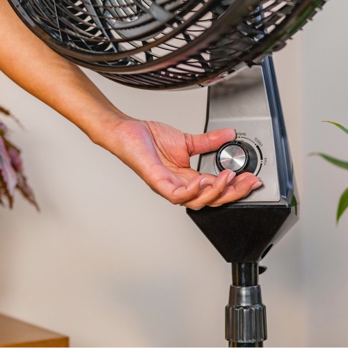 Ventilador de coluna 50 cm oscilante 8 pás com 3 velocidades - Flow Turbo 220V Ventilador de coluna 50 cm oscilante 8 pás com 3 velocidades - Flow Turbo 220V