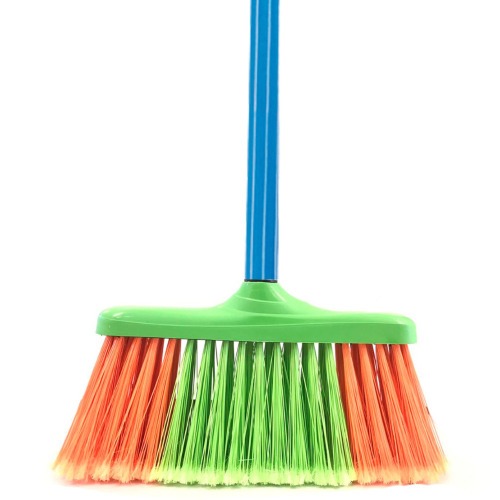 Vassoura domstica com cabo 1,20M - 0.4501