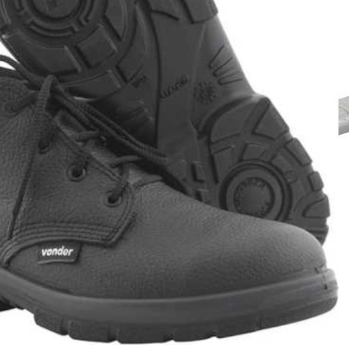 Botina em couro sinttico com cadaro - BCV 0038