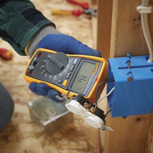 Multmetro digital porttil - 117