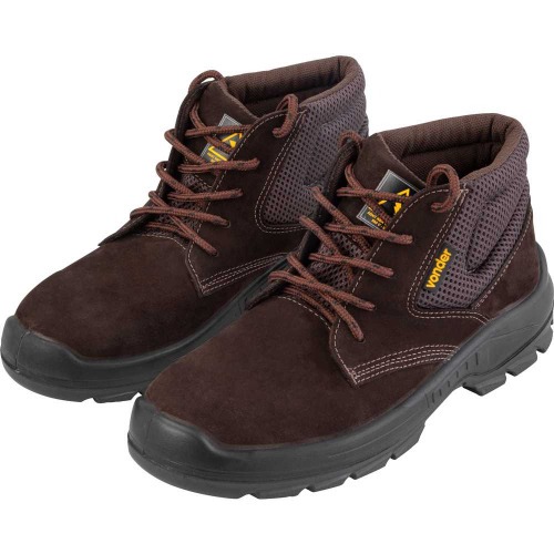 Botina em couro nobuck com cadaro sem biqueira