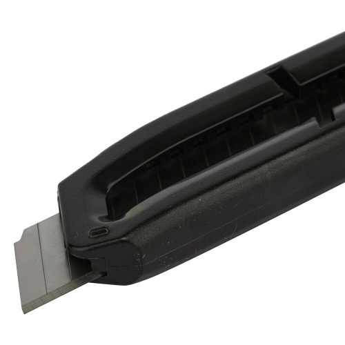 Estilete largo 18 mm com trava automática Estilete largo 18 mm com trava automática