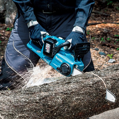 Motosserra a bateria 36V com sabre de 14 Motosserra a bateria 36V com sabre de 14