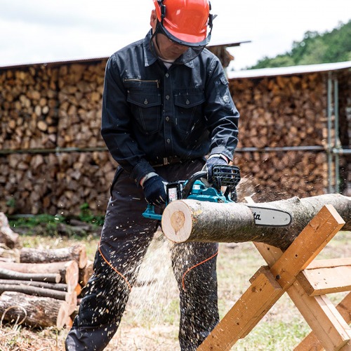 Motosserra a bateria 36V com sabre de 14 Motosserra a bateria 36V com sabre de 14