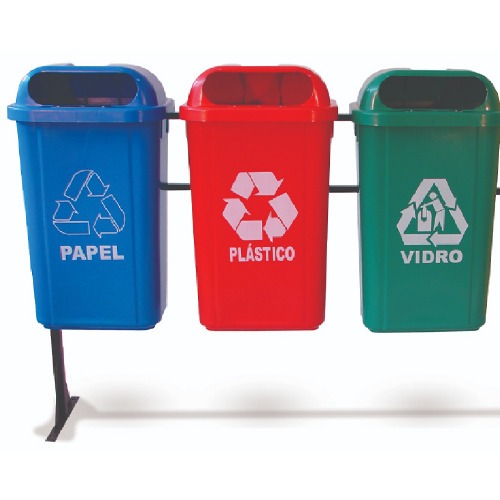 Kit com 4 lixeiras de 50L para coleta seletiva com suporte metálico Kit com 4 lixeiras de 50L para coleta seletiva com suporte metálico