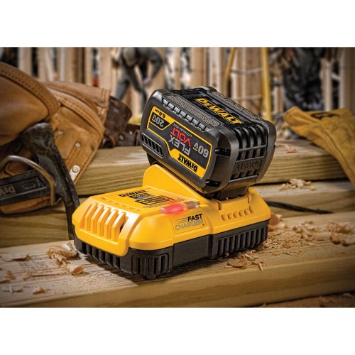 Carregador rápido de baterias de lítio 20V e 60V Max Flexvolt- DCB118 220V Carregador rápido de baterias de lítio 20V e 60V Max Flexvolt- DCB118 220V