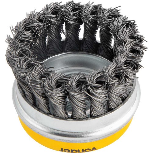 Escova de ao torcido tipo copo 3