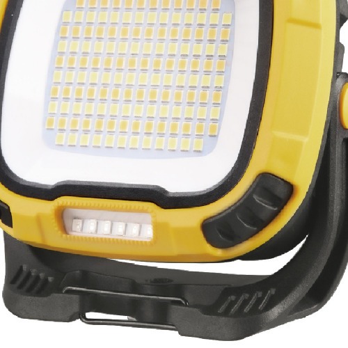 Lanterna a bateria com base magntica 136 + 6 Leds - BOM-4505