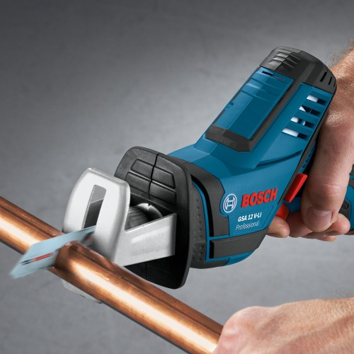 Serra sabre a bateria 12V com 2 l�minas Sem bateria - GSA 12V-LI