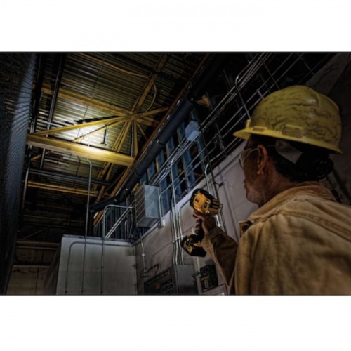 Lanterna led a bateria 20V 1500 l�mens articulada  Sem bateria Spotlight - DCL043