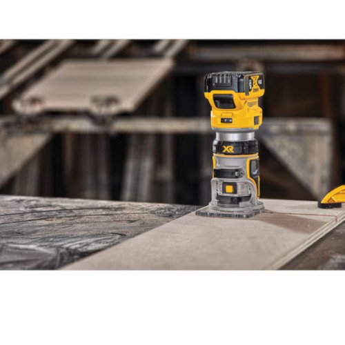 Tupia manual a bateria 20V Brushless Sem Bateria - DCW600B Tupia manual a bateria 20V Brushless Sem Bateria - DCW600B