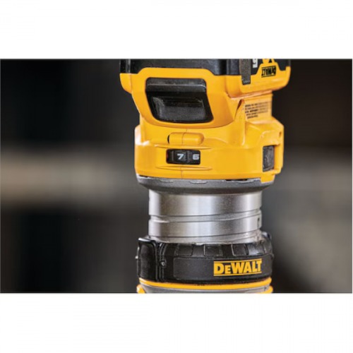 Tupia manual a bateria 20V Brushless Sem Bateria - DCW600B Tupia manual a bateria 20V Brushless Sem Bateria - DCW600B
