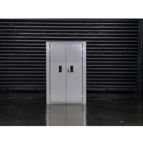 Arm�rio de parede para ferramentas com 3 prateleiras - RLL-108