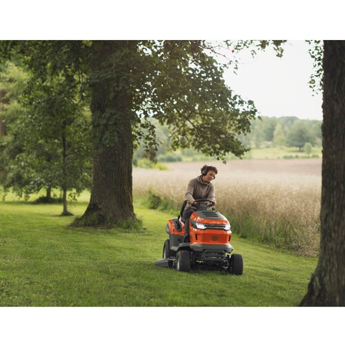 Trator cortador de grama a gasolina 21,5 Hp 4 tempos - TS 217Tm