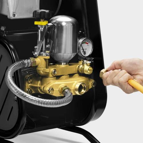 Lavadora alta vazão industrial 2 hp 1600L/H 580 libras com mangueira - HF 1600 220V Lavadora alta vazão industrial 2 hp 1600L/H 580 libras com mangueira - HF 1600 220V