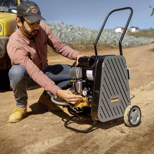 Lavadora alta vazão industrial 2 hp 1600L/H 580 libras com mangueira - HF 1600 220V Lavadora alta vazão industrial 2 hp 1600L/H 580 libras com mangueira - HF 1600 220V