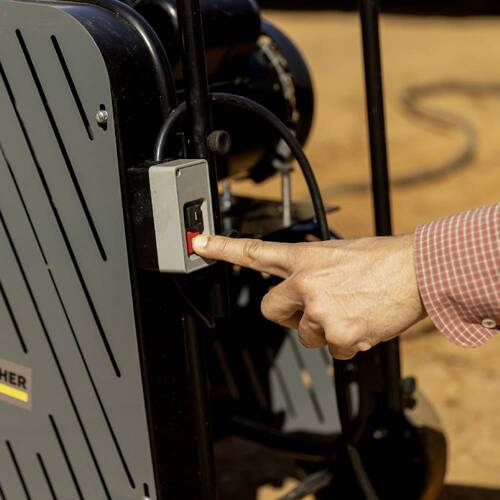 Lavadora alta vazão industrial 3 hp 2400L/H 580 libras com mangueira 10 m - HF 2400 220V Lavadora alta vazão industrial 3 hp 2400L/H 580 libras com mangueira 10 m - HF 2400 220V