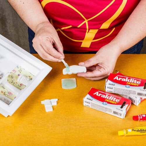 Cola epóxi Araldite hobby seringa 6 g Cola epóxi Araldite hobby seringa 6 g