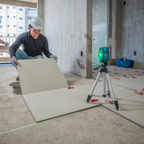 Nível a laser verde 3 linhas alcance de 20 m com acessórios - GLL3XG Nível a laser verde 3 linhas alcance de 20 m com acessórios - GLL3XG