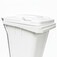Lixeira pl�stica 120 litros com pedal e rodas